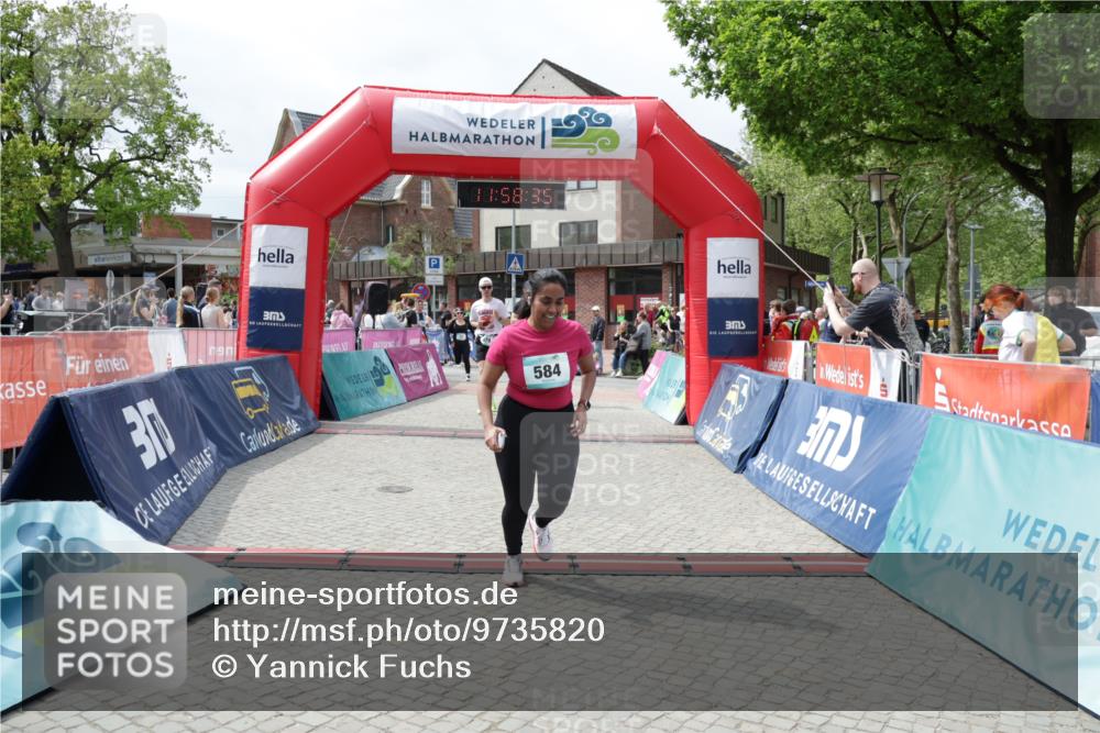 10.05.2026 - 8. Wedeler Halbmarathon Yannick Fuchs http://msf.ph/oto/9735820 10.05.2026 11:58:33 Ziel 77, 584, 879, 2131 meine-sportfotos.de