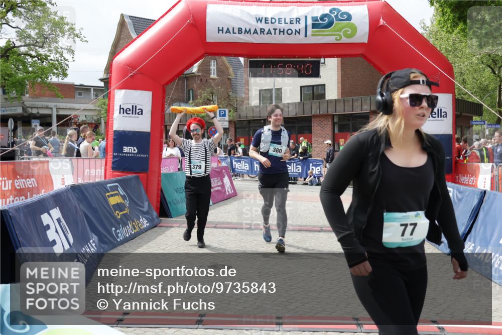 10.05.2026 - 8. Wedeler Halbmarathon Yannick Fuchs http://msf.ph/oto/9735843 10.05.2026 11:58:39 Ziel 77, 379, 380, 879, 2131 meine-sportfotos.de