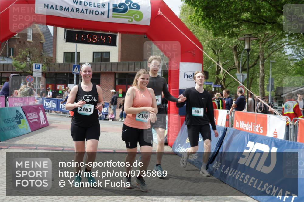 10.05.2026 - 8. Wedeler Halbmarathon Yannick Fuchs http://msf.ph/oto/9735869 10.05.2026 11:58:45 Ziel 136, 794, 901, 2163, 2169 meine-sportfotos.de