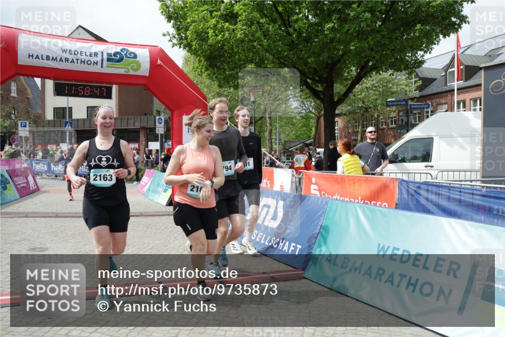 10.05.2026 - 8. Wedeler Halbmarathon Yannick Fuchs http://msf.ph/oto/9735873 10.05.2026 11:58:46 Ziel 136, 794, 901, 2163, 2169 meine-sportfotos.de