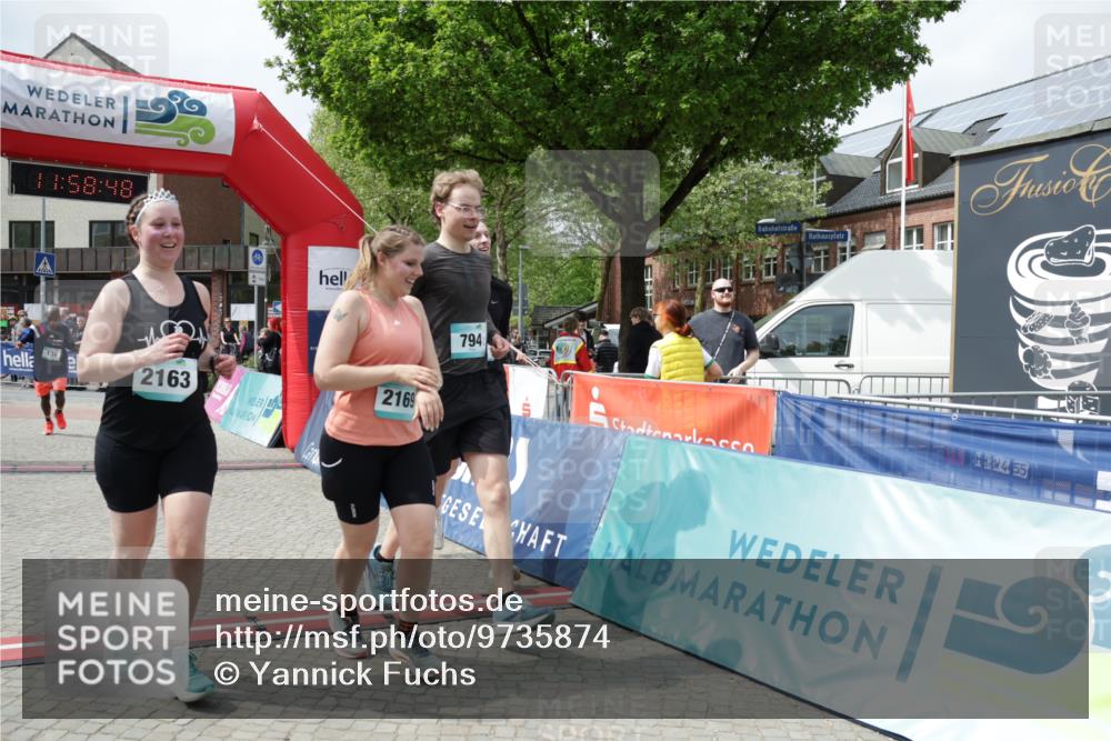10.05.2026 - 8. Wedeler Halbmarathon Yannick Fuchs http://msf.ph/oto/9735874 10.05.2026 11:58:46 Ziel 136, 794, 901, 2163, 2169 meine-sportfotos.de