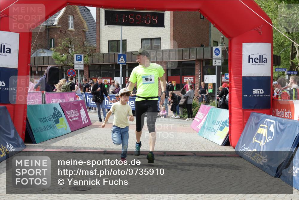 10.05.2026 - 8. Wedeler Halbmarathon Yannick Fuchs http://msf.ph/oto/9735910 10.05.2026 11:59:02 Ziel 411, 956 meine-sportfotos.de