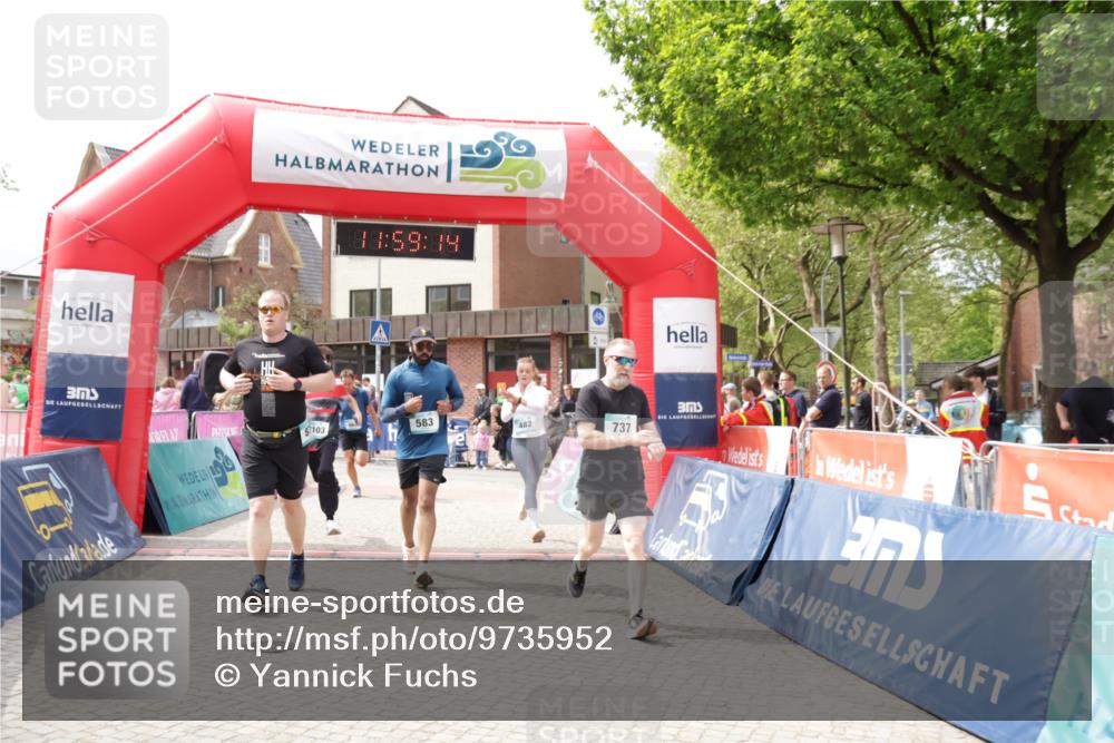 10.05.2026 - 8. Wedeler Halbmarathon Yannick Fuchs http://msf.ph/oto/9735952 10.05.2026 11:59:12 Ziel 381, 424, 482, 583, 737, 830, 870, 962, 2027, 2103, 2161 meine-sportfotos.de