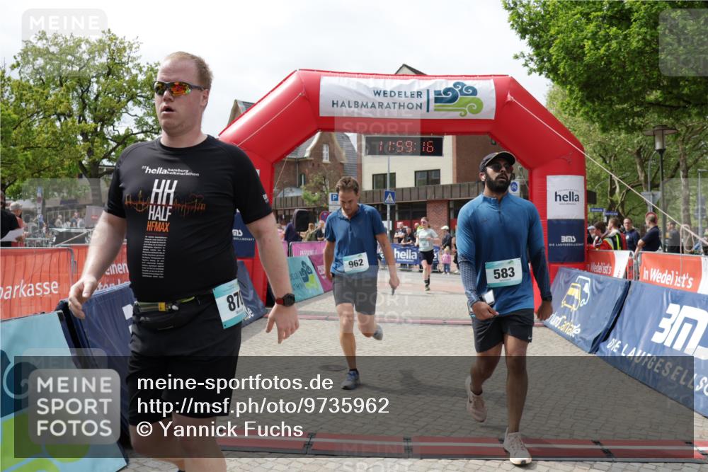 10.05.2026 - 8. Wedeler Halbmarathon Yannick Fuchs http://msf.ph/oto/9735962 10.05.2026 11:59:14 Ziel 381, 482, 583, 737, 830, 870, 962, 2027, 2103, 2161 meine-sportfotos.de