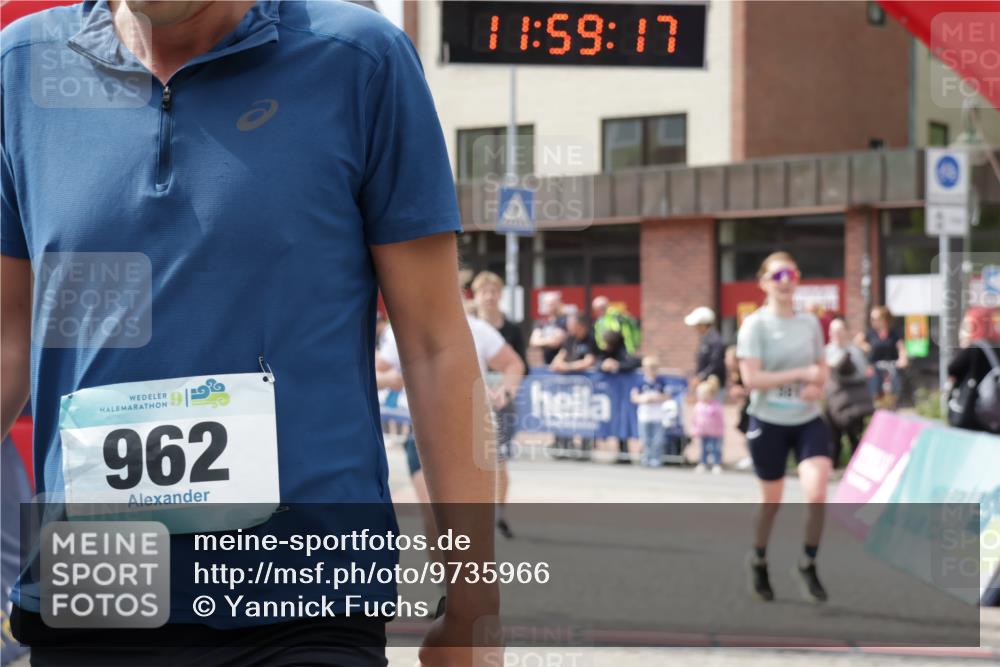 10.05.2026 - 8. Wedeler Halbmarathon Yannick Fuchs http://msf.ph/oto/9735966 10.05.2026 11:59:15 Ziel 381, 482, 583, 737, 830, 870, 962, 2027, 2103, 2161 meine-sportfotos.de