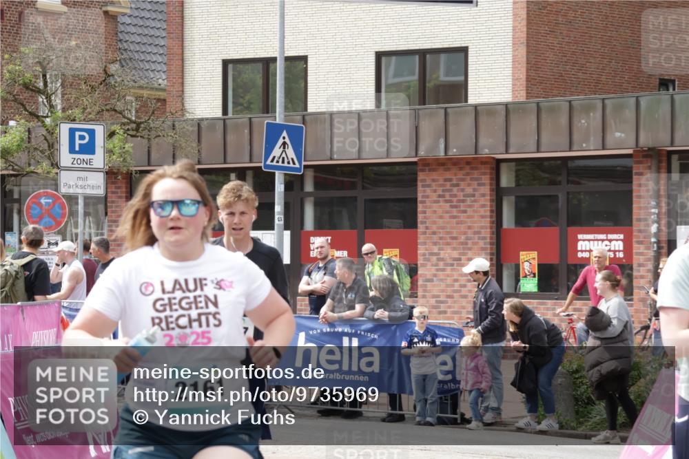 10.05.2026 - 8. Wedeler Halbmarathon Yannick Fuchs http://msf.ph/oto/9735969 10.05.2026 11:59:16 Ziel 381, 482, 583, 737, 870, 962, 2027, 2103, 2161 meine-sportfotos.de