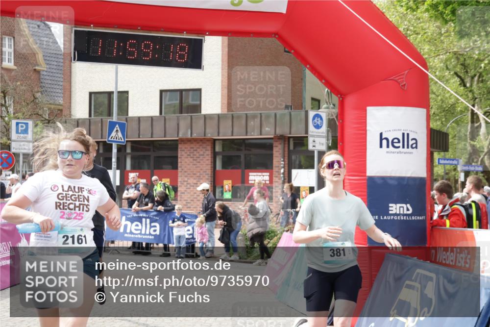 10.05.2026 - 8. Wedeler Halbmarathon Yannick Fuchs http://msf.ph/oto/9735970 10.05.2026 11:59:16 Ziel 381, 482, 583, 737, 870, 962, 2027, 2103, 2161 meine-sportfotos.de