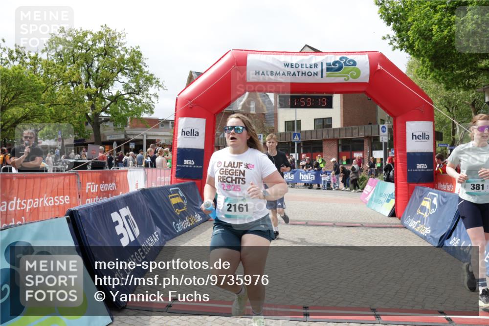 10.05.2026 - 8. Wedeler Halbmarathon Yannick Fuchs http://msf.ph/oto/9735976 10.05.2026 11:59:17 Ziel 381, 482, 583, 737, 870, 962, 2027, 2103, 2161 meine-sportfotos.de