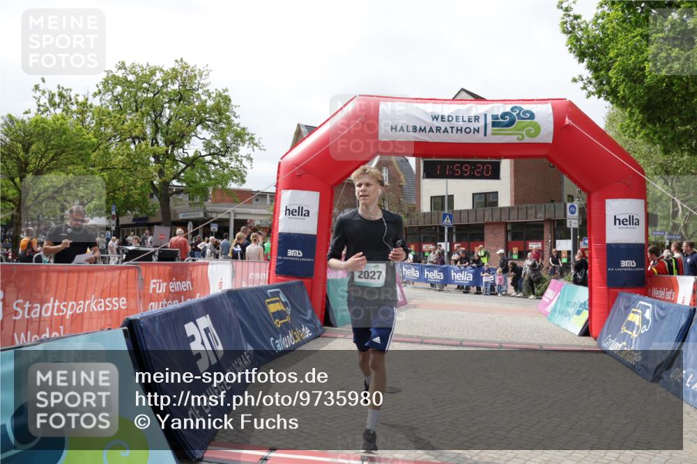 10.05.2026 - 8. Wedeler Halbmarathon Yannick Fuchs http://msf.ph/oto/9735980 10.05.2026 11:59:18 Ziel 30, 381, 482, 962, 2027, 2103, 2161 meine-sportfotos.de