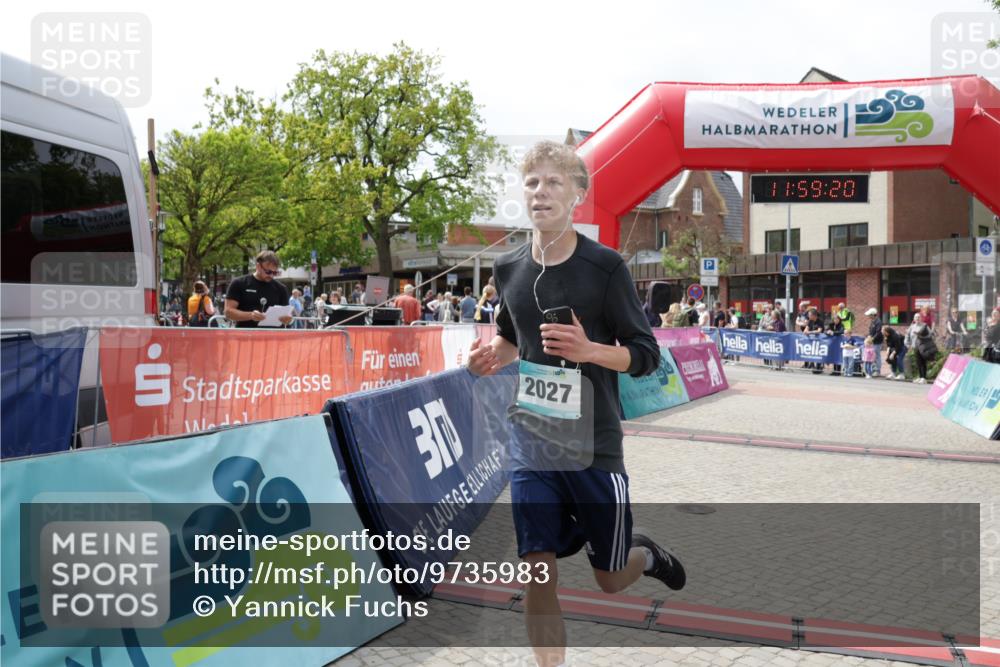 10.05.2026 - 8. Wedeler Halbmarathon Yannick Fuchs http://msf.ph/oto/9735983 10.05.2026 11:59:18 Ziel 30, 381, 482, 962, 2027, 2103, 2161 meine-sportfotos.de