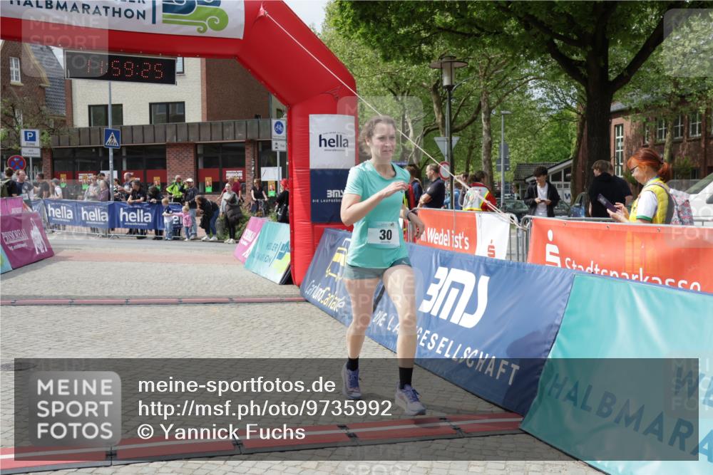 10.05.2026 - 8. Wedeler Halbmarathon Yannick Fuchs http://msf.ph/oto/9735992 10.05.2026 11:59:23 Ziel 30, 598 meine-sportfotos.de