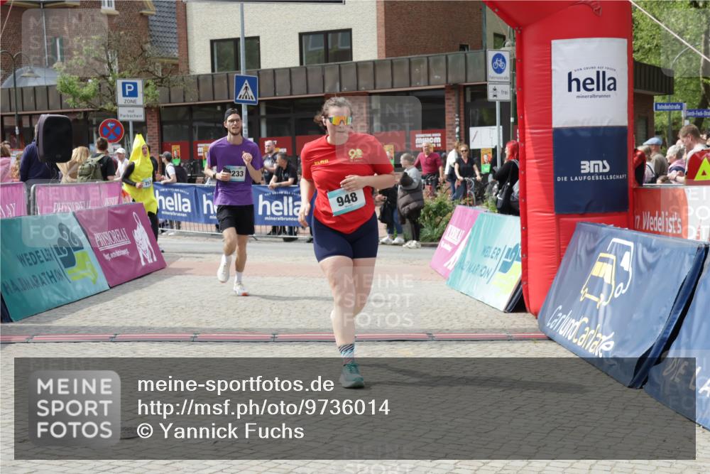 10.05.2026 - 8. Wedeler Halbmarathon Yannick Fuchs http://msf.ph/oto/9736014 10.05.2026 11:59:30 Ziel 257, 598, 691, 948, 2233 meine-sportfotos.de