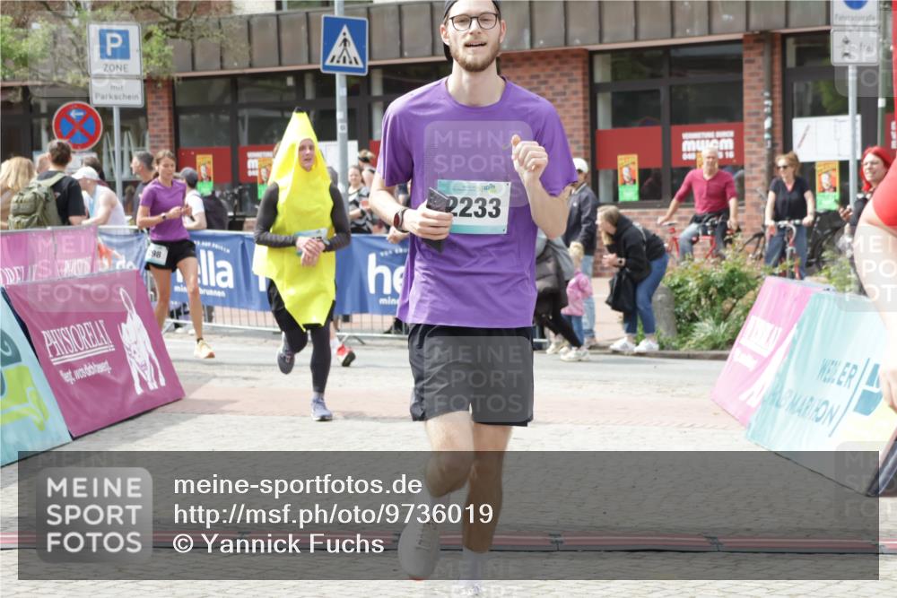 10.05.2026 - 8. Wedeler Halbmarathon Yannick Fuchs http://msf.ph/oto/9736019 10.05.2026 11:59:32 Ziel 257, 298, 452, 598, 691, 948, 2233 meine-sportfotos.de