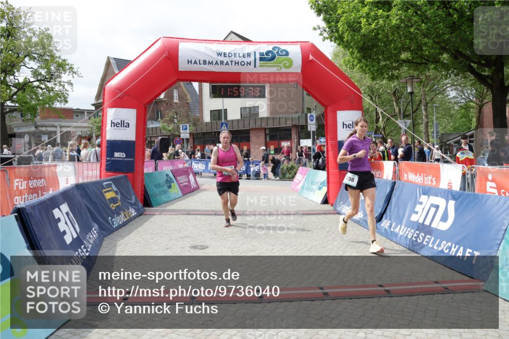 10.05.2026 - 8. Wedeler Halbmarathon Yannick Fuchs http://msf.ph/oto/9736040 10.05.2026 11:59:36 Ziel 257, 298, 452, 691, 2233 meine-sportfotos.de