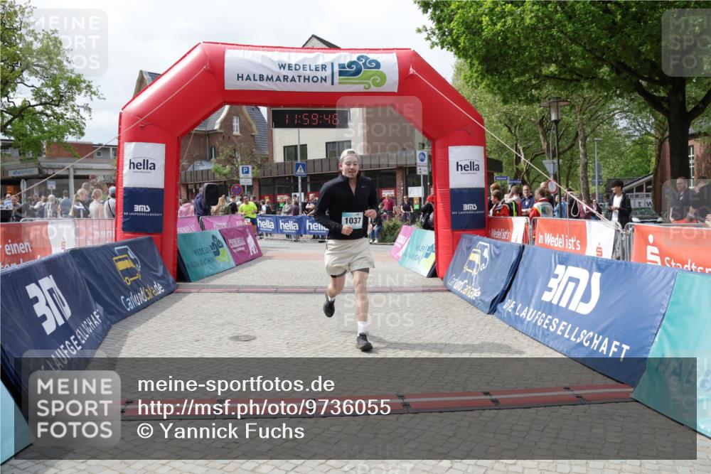 10.05.2026 - 8. Wedeler Halbmarathon Yannick Fuchs http://msf.ph/oto/9736055 10.05.2026 11:59:44 Ziel 24, 1037 meine-sportfotos.de
