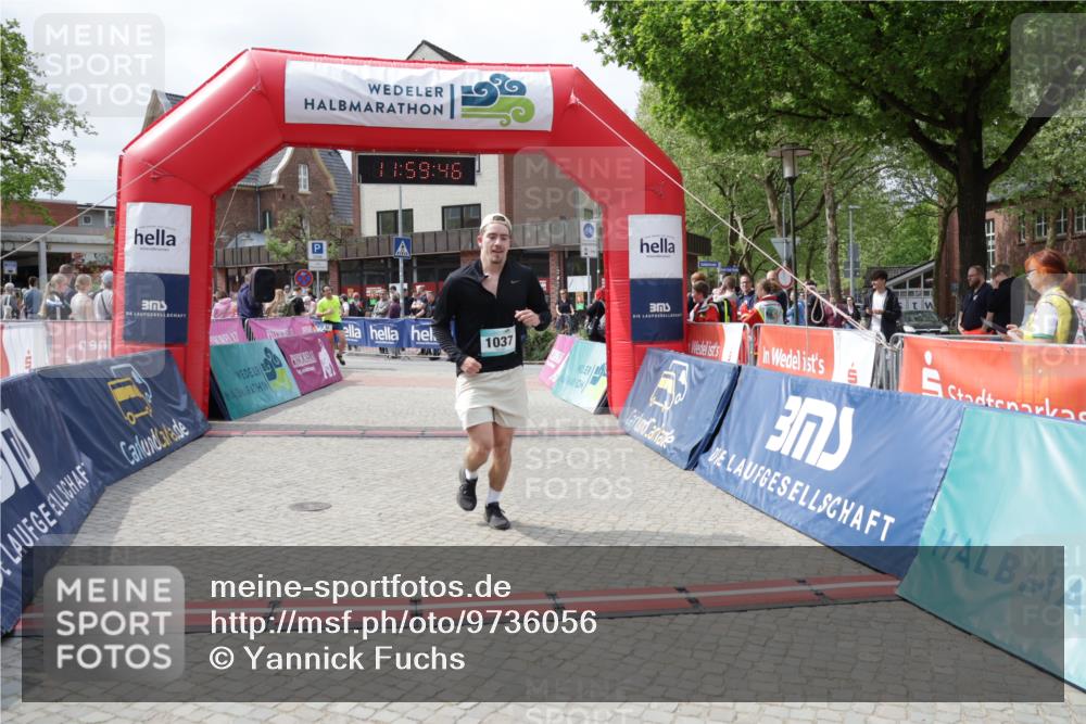10.05.2026 - 8. Wedeler Halbmarathon Yannick Fuchs http://msf.ph/oto/9736056 10.05.2026 11:59:44 Ziel 24, 1037 meine-sportfotos.de