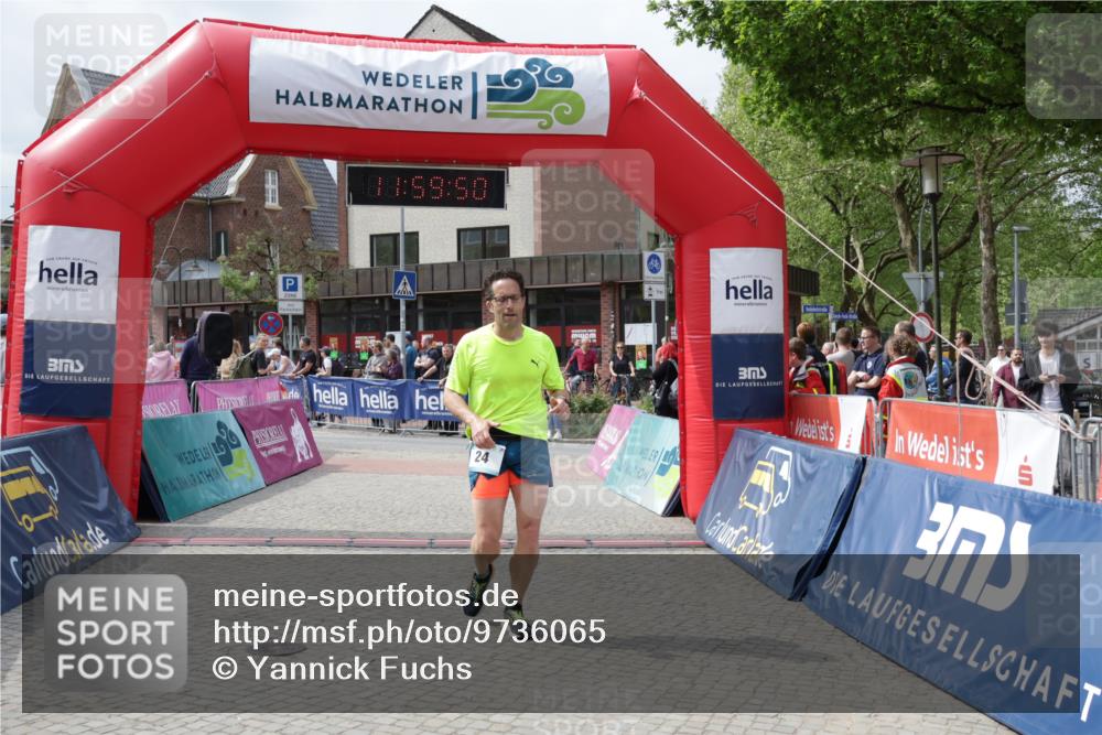 10.05.2026 - 8. Wedeler Halbmarathon Yannick Fuchs http://msf.ph/oto/9736065 10.05.2026 11:59:48 Ziel 24, 1037 meine-sportfotos.de