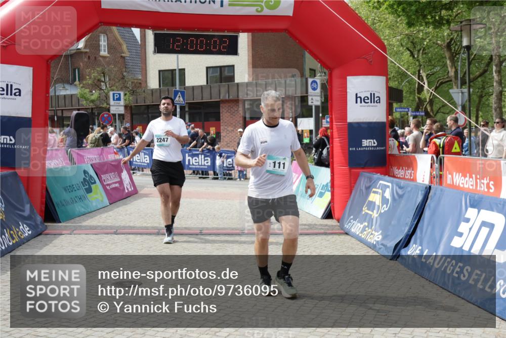 10.05.2026 - 8. Wedeler Halbmarathon Yannick Fuchs http://msf.ph/oto/9736095 10.05.2026 12:00:00 Ziel 103, 111, 793 meine-sportfotos.de