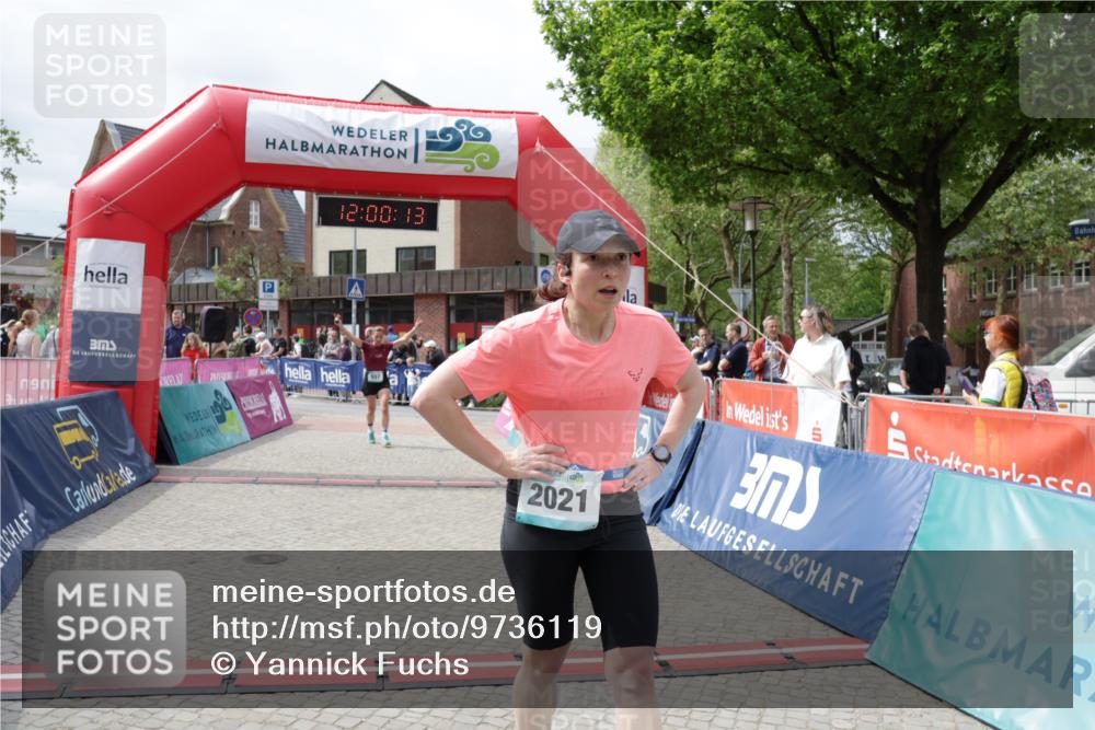 10.05.2026 - 8. Wedeler Halbmarathon Yannick Fuchs http://msf.ph/oto/9736119 10.05.2026 12:00:11 Ziel 557, 2021 meine-sportfotos.de