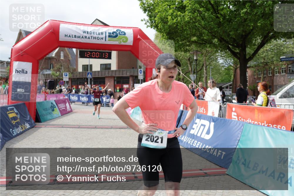 10.05.2026 - 8. Wedeler Halbmarathon Yannick Fuchs http://msf.ph/oto/9736120 10.05.2026 12:00:12 Ziel 557, 2021 meine-sportfotos.de
