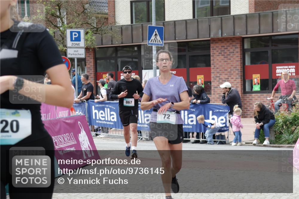 10.05.2026 - 8. Wedeler Halbmarathon Yannick Fuchs http://msf.ph/oto/9736145 10.05.2026 12:00:21 Ziel 72, 820 meine-sportfotos.de