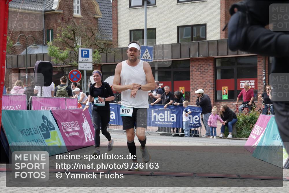 10.05.2026 - 8. Wedeler Halbmarathon Yannick Fuchs http://msf.ph/oto/9736163 10.05.2026 12:00:28 Ziel 610, 821, 867 meine-sportfotos.de