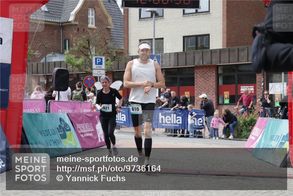 10.05.2026 - 8. Wedeler Halbmarathon Yannick Fuchs http://msf.ph/oto/9736164 10.05.2026 12:00:29 Ziel 610, 821, 867 meine-sportfotos.de
