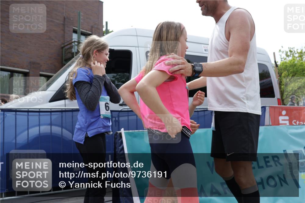 10.05.2026 - 8. Wedeler Halbmarathon Yannick Fuchs http://msf.ph/oto/9736191 10.05.2026 12:00:35 Ziel 281, 299, 395, 469, 821, 899 meine-sportfotos.de
