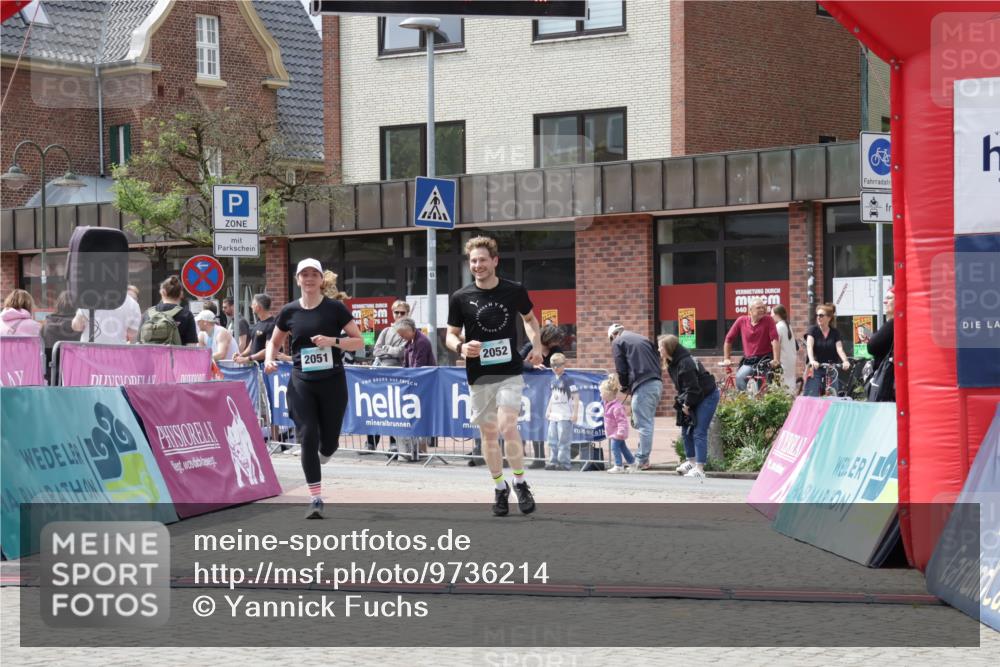 10.05.2026 - 8. Wedeler Halbmarathon Yannick Fuchs http://msf.ph/oto/9736214 10.05.2026 12:00:43 Ziel 281, 2051, 2052 meine-sportfotos.de
