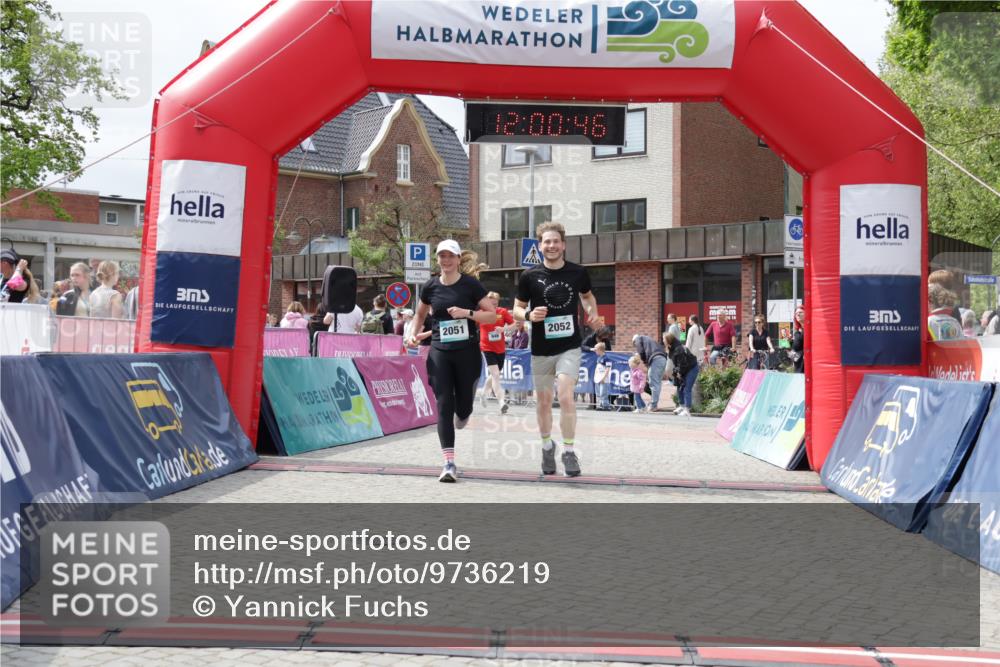 10.05.2026 - 8. Wedeler Halbmarathon Yannick Fuchs http://msf.ph/oto/9736219 10.05.2026 12:00:44 Ziel 281, 946, 1053, 2051, 2052 meine-sportfotos.de