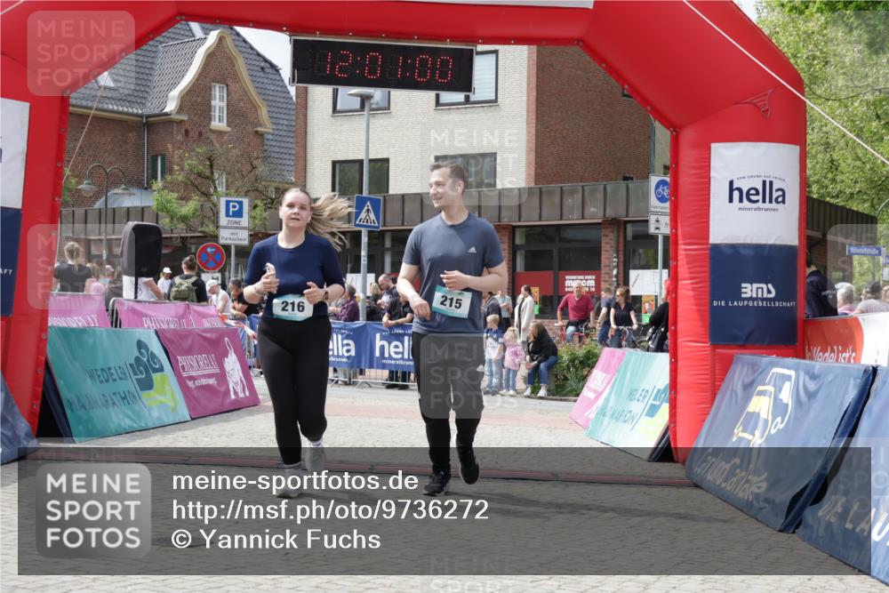 10.05.2026 - 8. Wedeler Halbmarathon Yannick Fuchs http://msf.ph/oto/9736272 10.05.2026 12:00:58 Ziel 159, 215, 216, 686, 994 meine-sportfotos.de