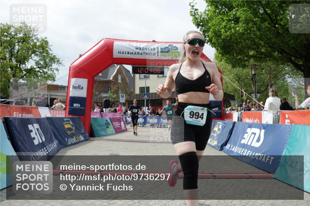 10.05.2026 - 8. Wedeler Halbmarathon Yannick Fuchs http://msf.ph/oto/9736297 10.05.2026 12:01:04 Ziel 525, 544, 994, 995 meine-sportfotos.de
