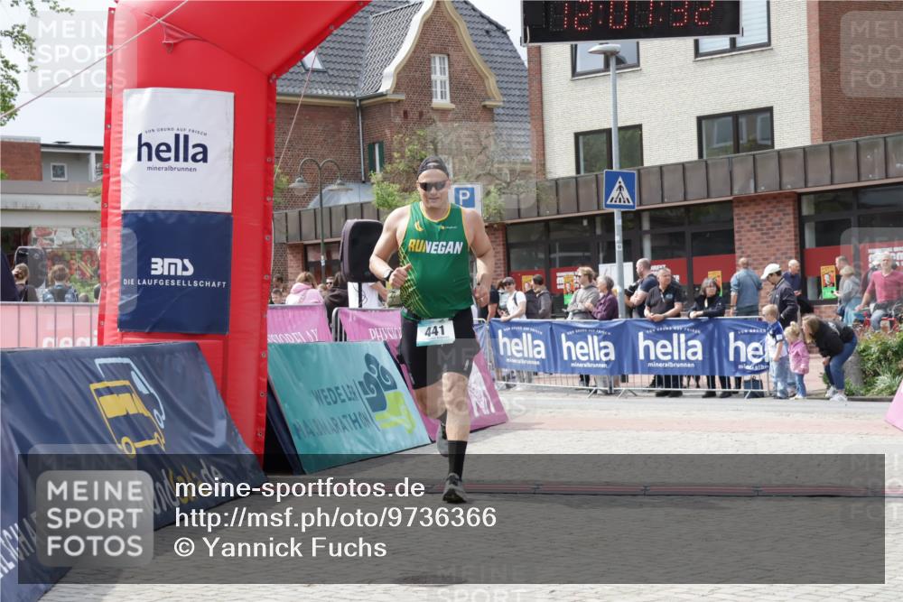 10.05.2026 - 8. Wedeler Halbmarathon Yannick Fuchs http://msf.ph/oto/9736366 10.05.2026 12:01:30 Ziel 212, 441 meine-sportfotos.de
