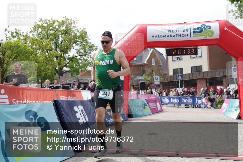 10.05.2026 - 8. Wedeler Halbmarathon Yannick Fuchs http://msf.ph/oto/9736372 10.05.2026 12:01:31 Ziel 212, 441 meine-sportfotos.de