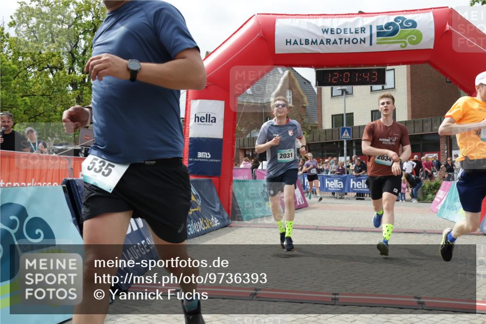 10.05.2026 - 8. Wedeler Halbmarathon Yannick Fuchs http://msf.ph/oto/9736393 10.05.2026 12:01:41 Ziel 462, 535, 643, 2031, 2034 meine-sportfotos.de