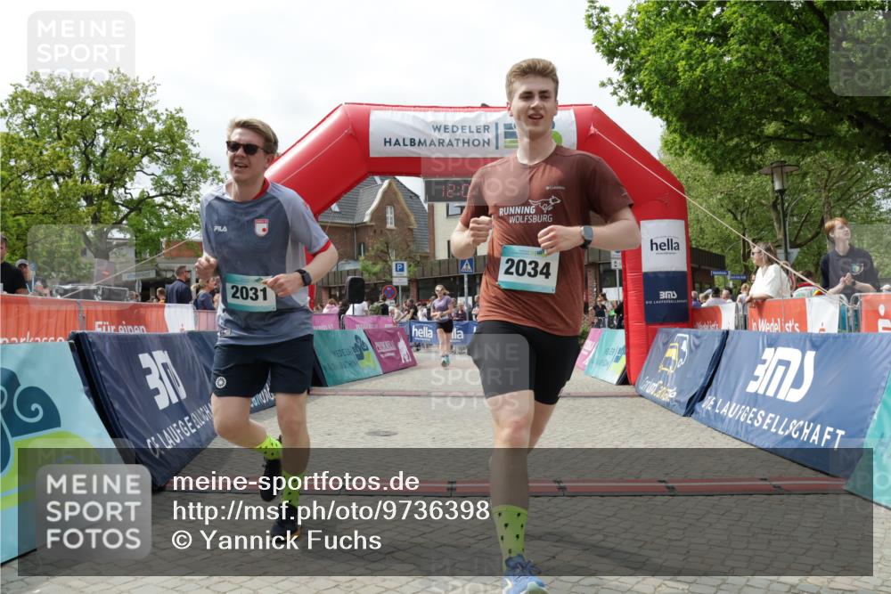 10.05.2026 - 8. Wedeler Halbmarathon Yannick Fuchs http://msf.ph/oto/9736398 10.05.2026 12:01:42 Ziel 462, 535, 643, 2031, 2034 meine-sportfotos.de