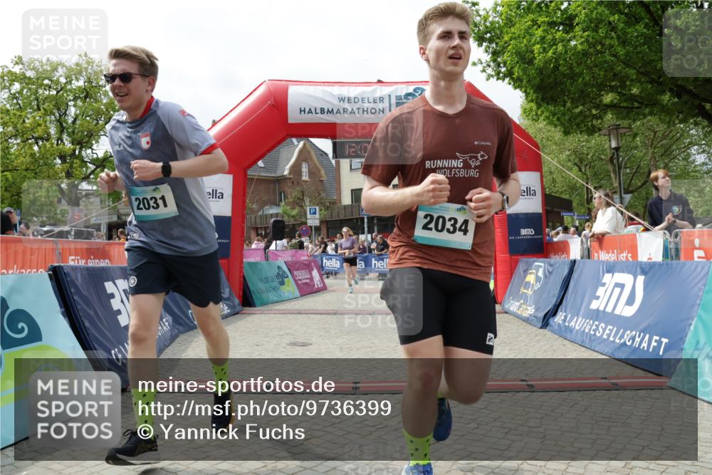 10.05.2026 - 8. Wedeler Halbmarathon Yannick Fuchs http://msf.ph/oto/9736399 10.05.2026 12:01:42 Ziel 462, 535, 643, 2031, 2034 meine-sportfotos.de