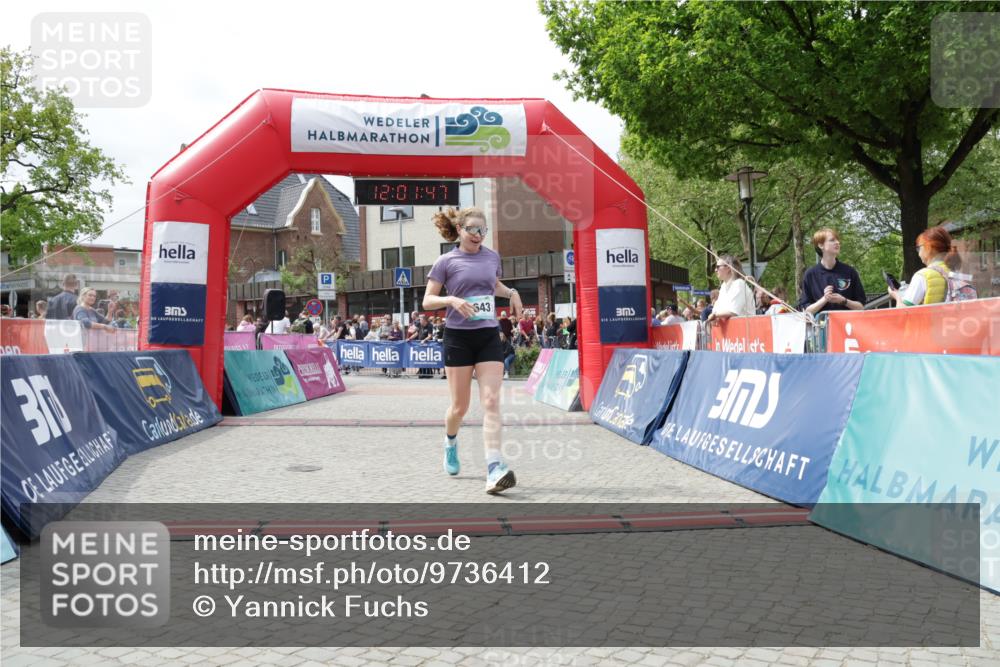 10.05.2026 - 8. Wedeler Halbmarathon Yannick Fuchs http://msf.ph/oto/9736412 10.05.2026 12:01:45 Ziel 462, 535, 643, 2031, 2034 meine-sportfotos.de