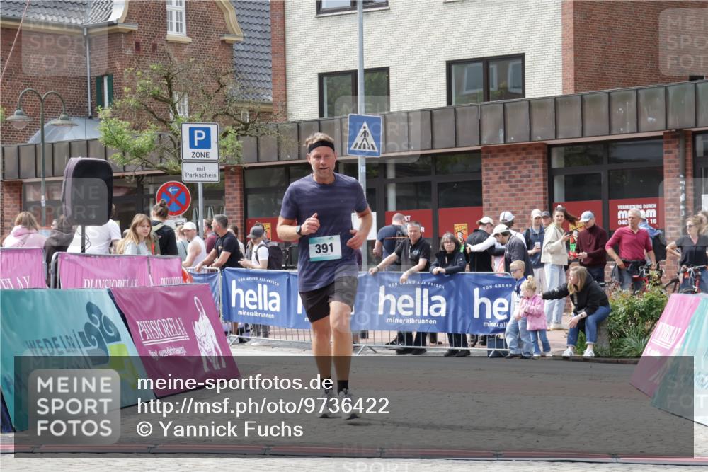 10.05.2026 - 8. Wedeler Halbmarathon Yannick Fuchs http://msf.ph/oto/9736422 10.05.2026 12:01:55 Ziel 391 meine-sportfotos.de