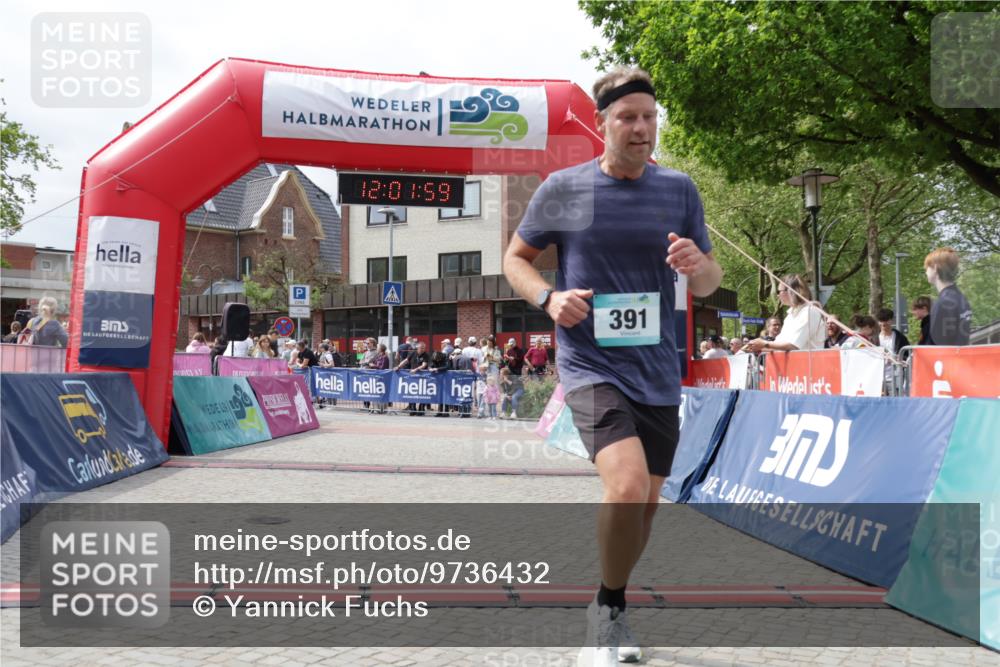 10.05.2026 - 8. Wedeler Halbmarathon Yannick Fuchs http://msf.ph/oto/9736432 10.05.2026 12:01:57 Ziel 391 meine-sportfotos.de
