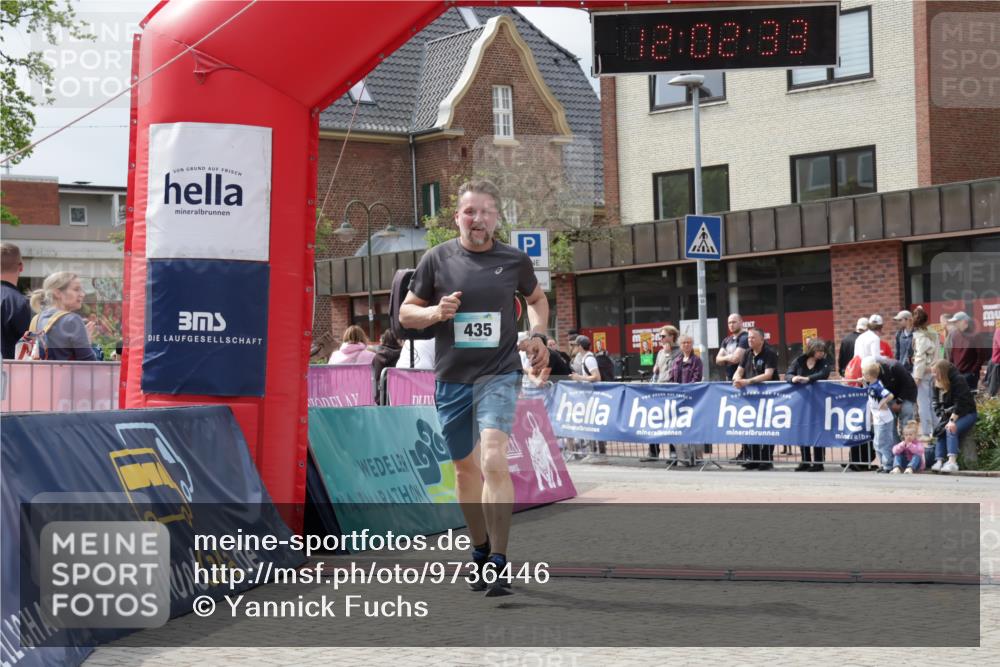 10.05.2026 - 8. Wedeler Halbmarathon Yannick Fuchs http://msf.ph/oto/9736446 10.05.2026 12:02:31 Ziel 435, 2044 meine-sportfotos.de