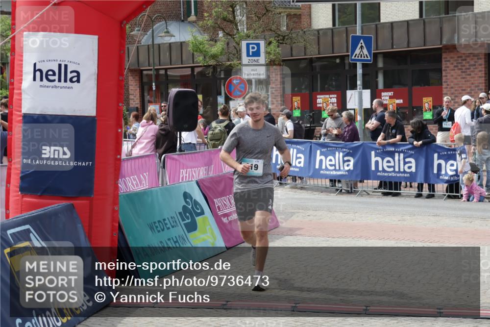 10.05.2026 - 8. Wedeler Halbmarathon Yannick Fuchs http://msf.ph/oto/9736473 10.05.2026 12:02:55 Ziel 819 meine-sportfotos.de
