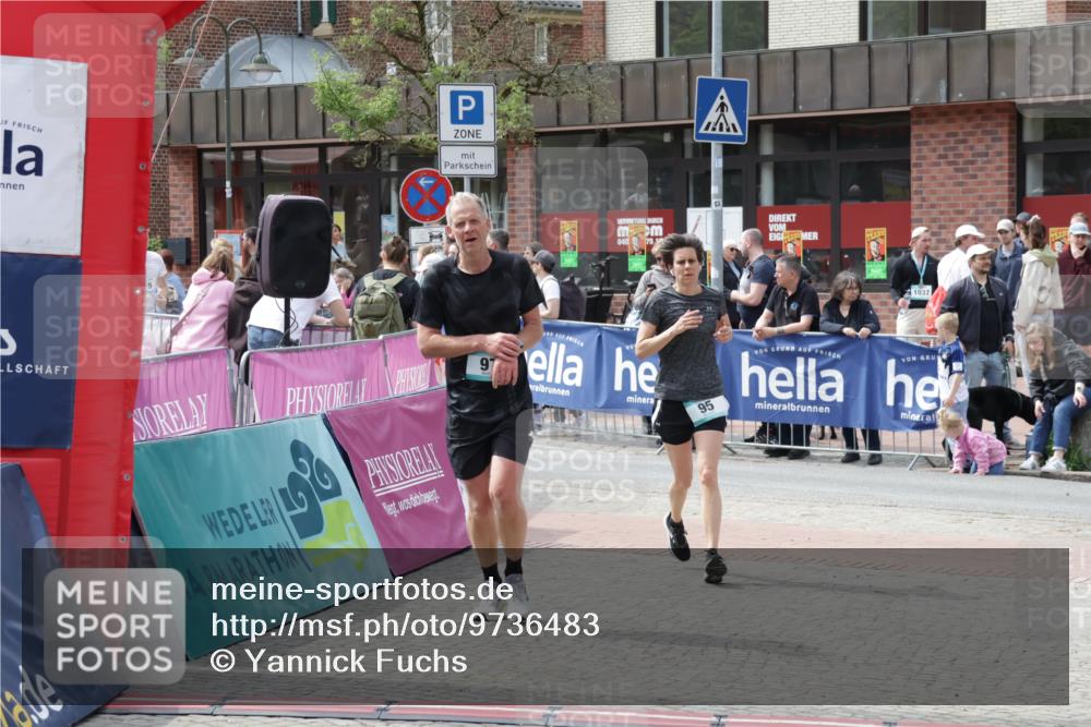 10.05.2026 - 8. Wedeler Halbmarathon Yannick Fuchs http://msf.ph/oto/9736483 10.05.2026 12:03:01 Ziel 95, 97, 819 meine-sportfotos.de