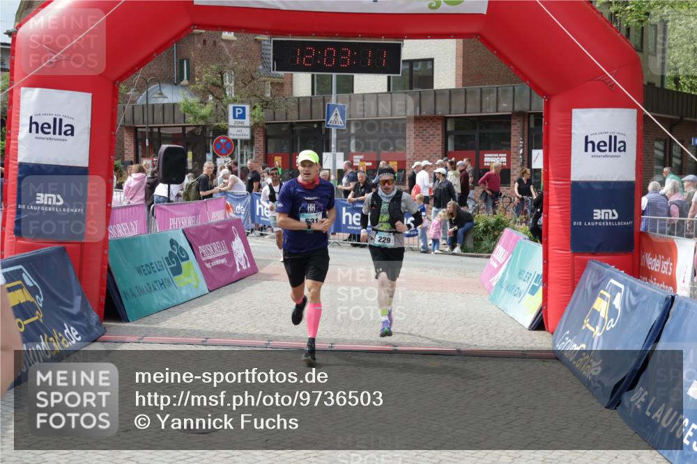 10.05.2026 - 8. Wedeler Halbmarathon Yannick Fuchs http://msf.ph/oto/9736503 10.05.2026 12:03:09 Ziel 95, 185, 229, 490, 531 meine-sportfotos.de