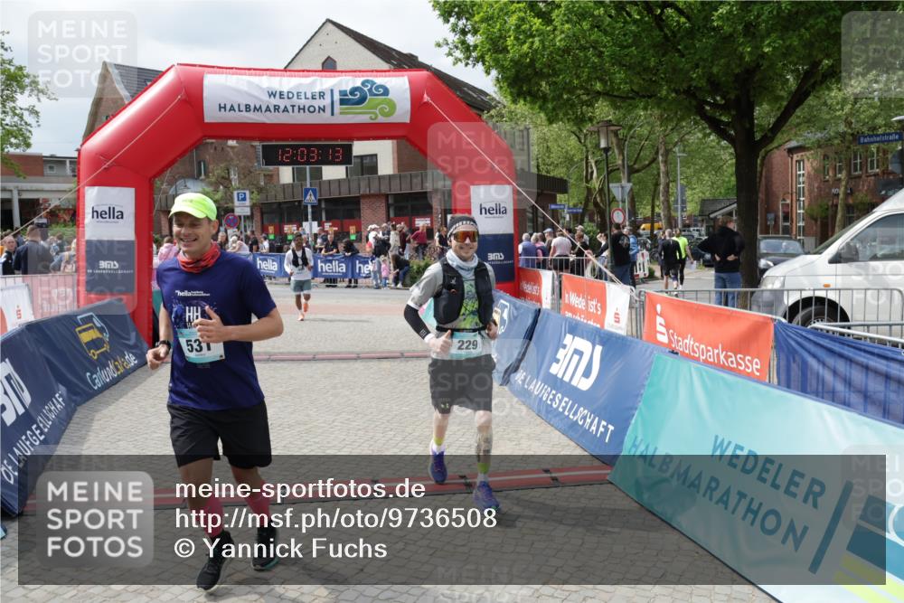 10.05.2026 - 8. Wedeler Halbmarathon Yannick Fuchs http://msf.ph/oto/9736508 10.05.2026 12:03:11 Ziel 185, 229, 490, 531 meine-sportfotos.de