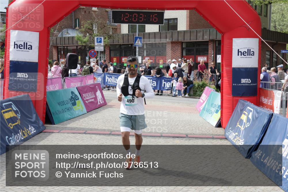 10.05.2026 - 8. Wedeler Halbmarathon Yannick Fuchs http://msf.ph/oto/9736513 10.05.2026 12:03:14 Ziel 229, 490, 531 meine-sportfotos.de