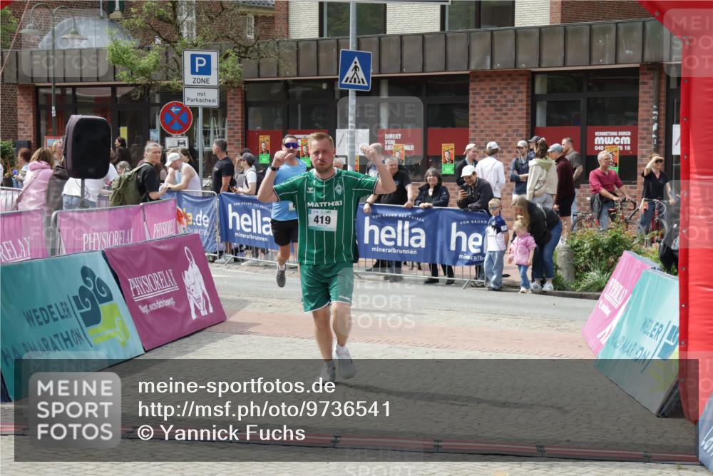 10.05.2026 - 8. Wedeler Halbmarathon Yannick Fuchs http://msf.ph/oto/9736541 10.05.2026 12:03:27 Ziel 236, 419, 636 meine-sportfotos.de