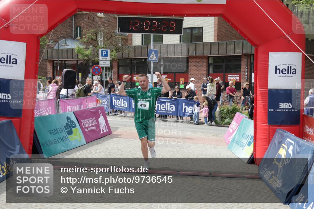 10.05.2026 - 8. Wedeler Halbmarathon Yannick Fuchs http://msf.ph/oto/9736545 10.05.2026 12:03:27 Ziel 236, 419, 636 meine-sportfotos.de