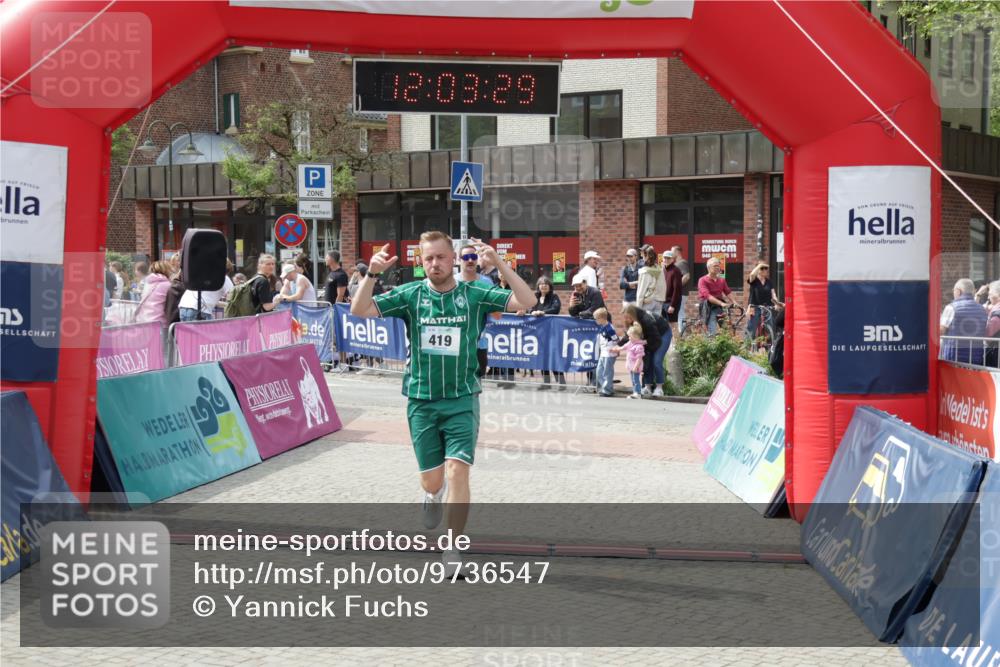 10.05.2026 - 8. Wedeler Halbmarathon Yannick Fuchs http://msf.ph/oto/9736547 10.05.2026 12:03:28 Ziel 236, 419, 636 meine-sportfotos.de