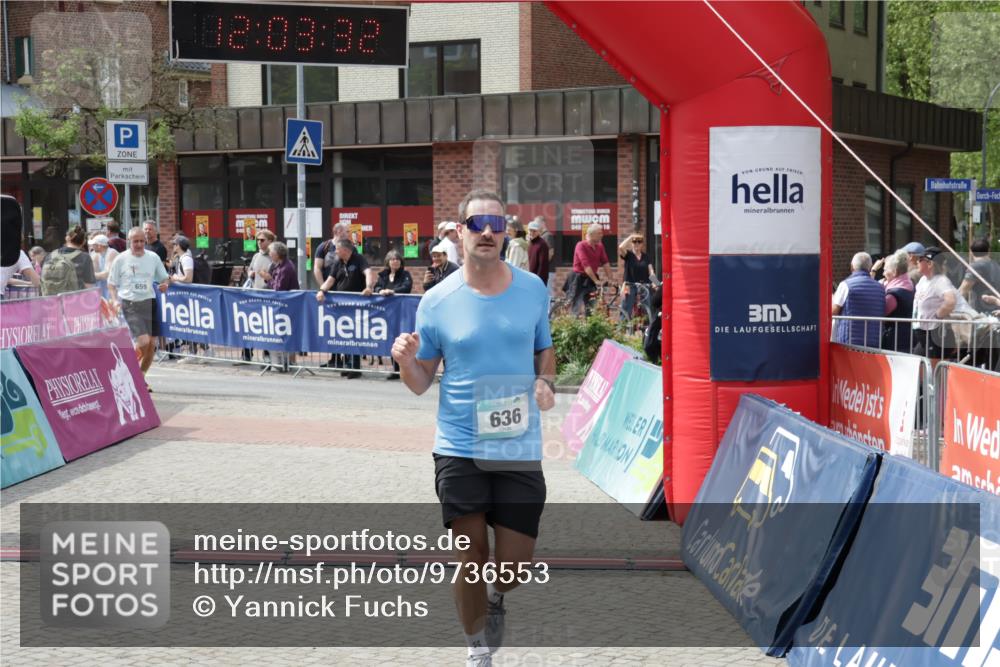 10.05.2026 - 8. Wedeler Halbmarathon Yannick Fuchs http://msf.ph/oto/9736553 10.05.2026 12:03:30 Ziel 419, 636, 659 meine-sportfotos.de